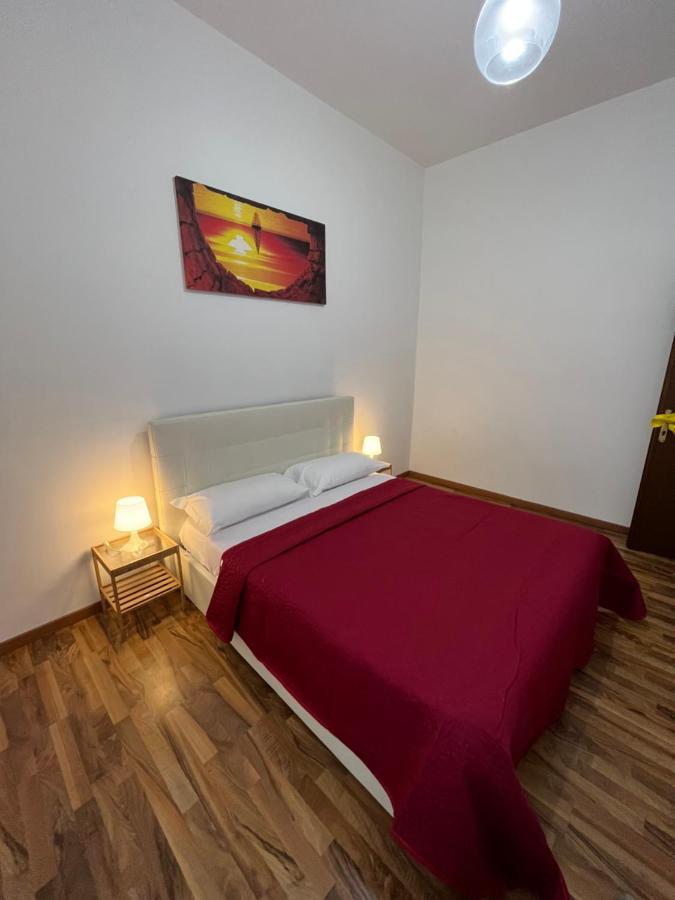 Colosseo Guest House Gil ローマ エクステリア 写真