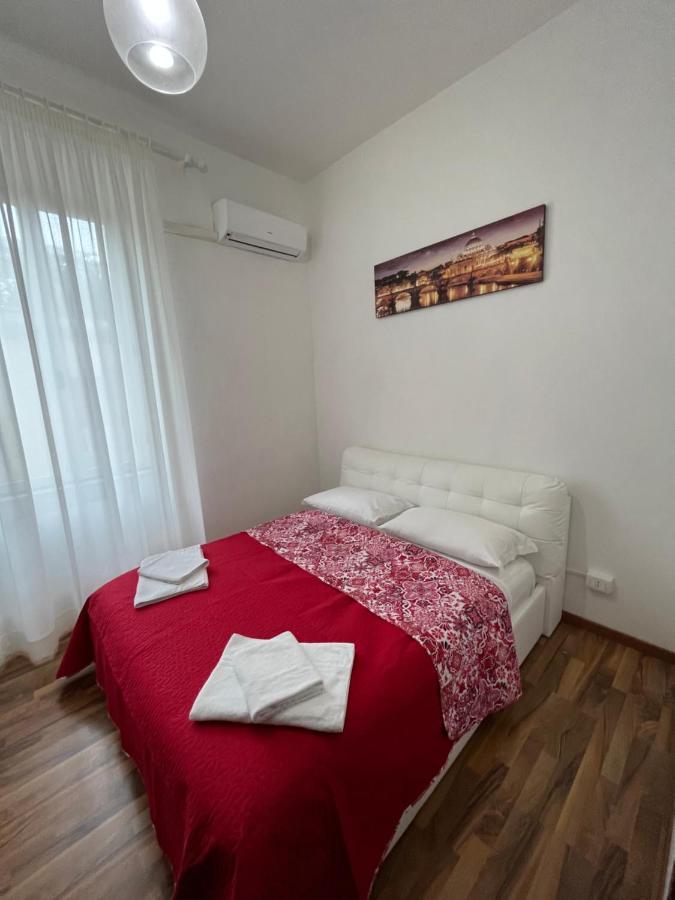 Colosseo Guest House Gil ローマ エクステリア 写真